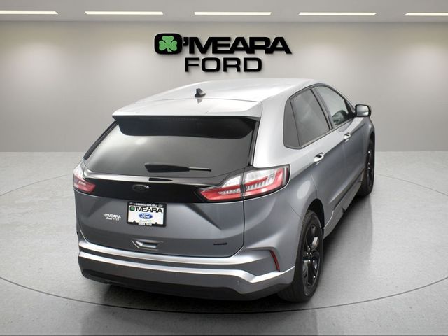 2023 Ford Edge SE