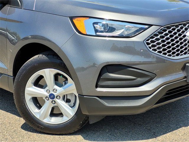 2023 Ford Edge SE