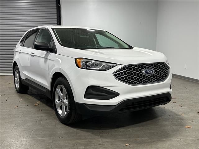 2023 Ford Edge SE