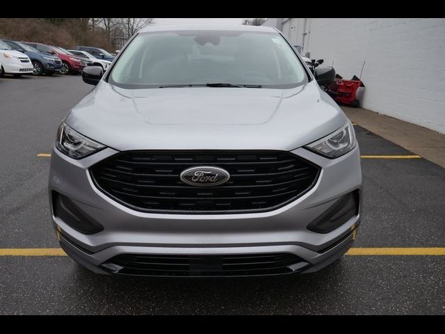 2023 Ford Edge SE