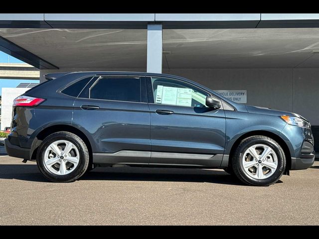 2023 Ford Edge SE