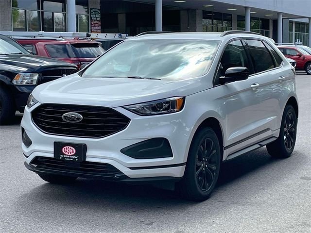 2023 Ford Edge SE