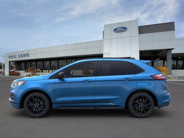 2023 Ford Edge SE