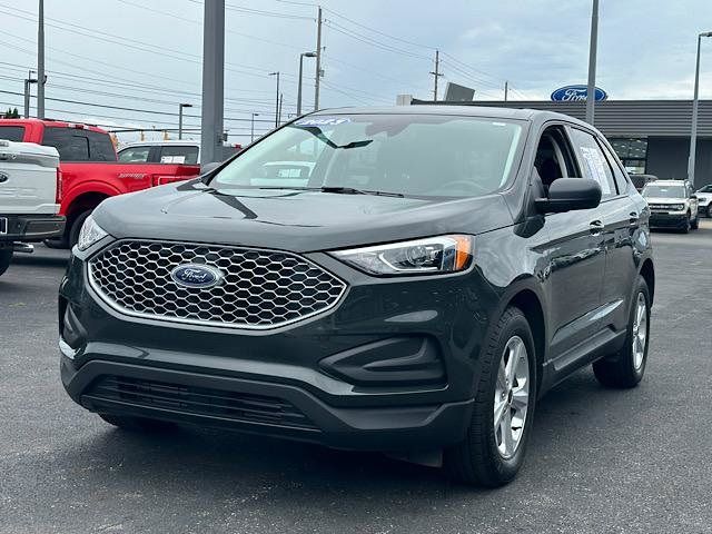 2023 Ford Edge SE