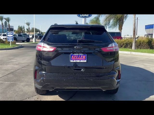 2023 Ford Edge SE