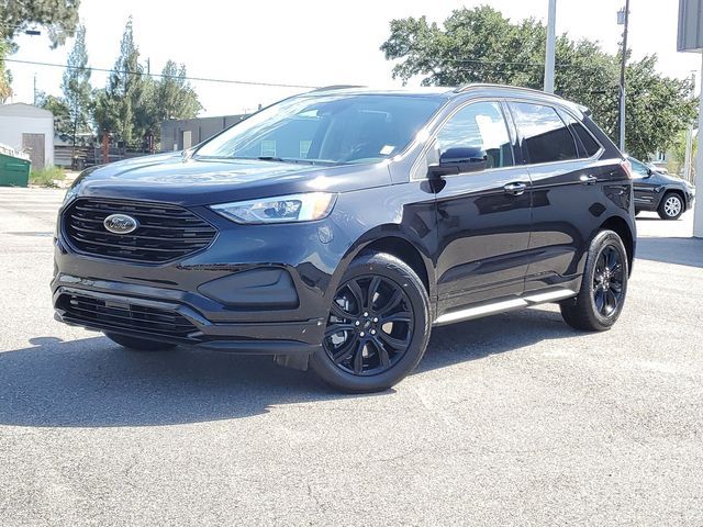 2023 Ford Edge SE