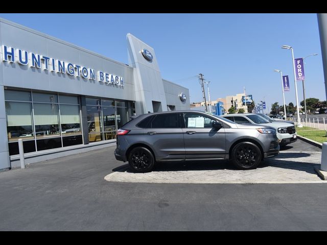 2023 Ford Edge SE