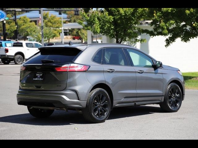 2023 Ford Edge SE