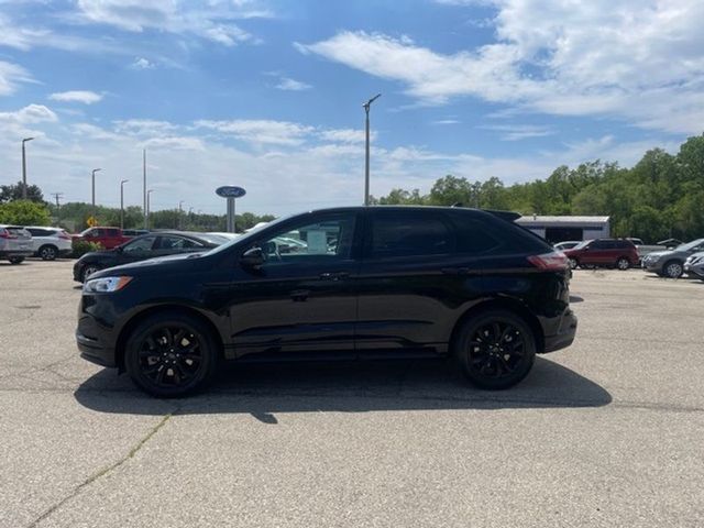 2023 Ford Edge SE