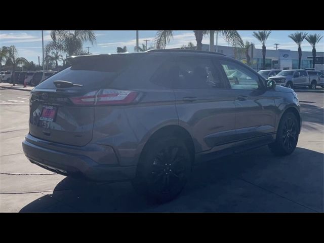 2023 Ford Edge SE