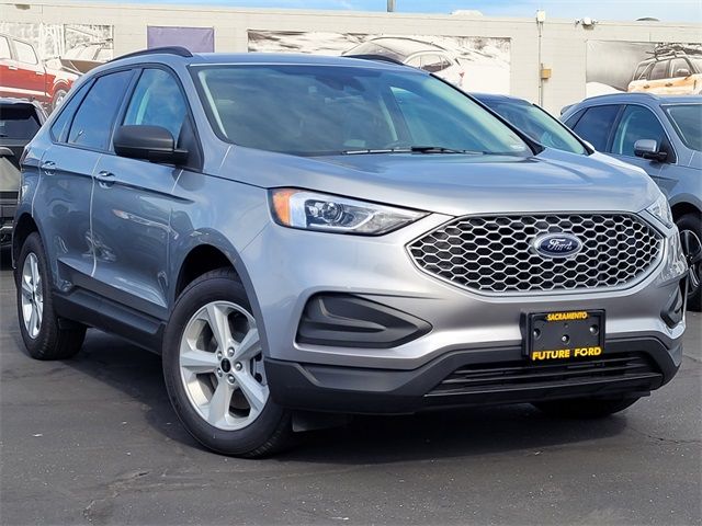 2023 Ford Edge SE