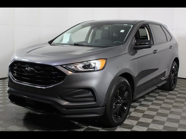 2023 Ford Edge SE