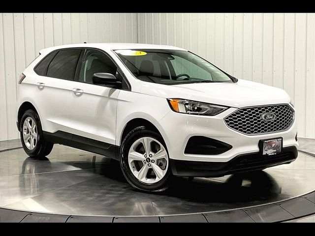 2023 Ford Edge SE