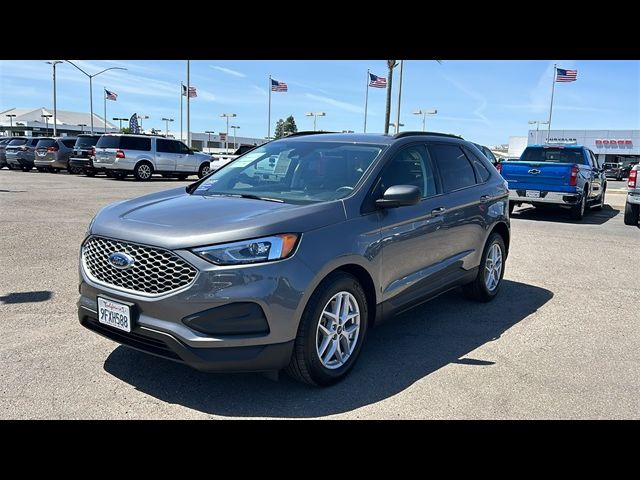 2023 Ford Edge SE