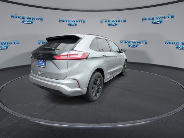 2023 Ford Edge SE