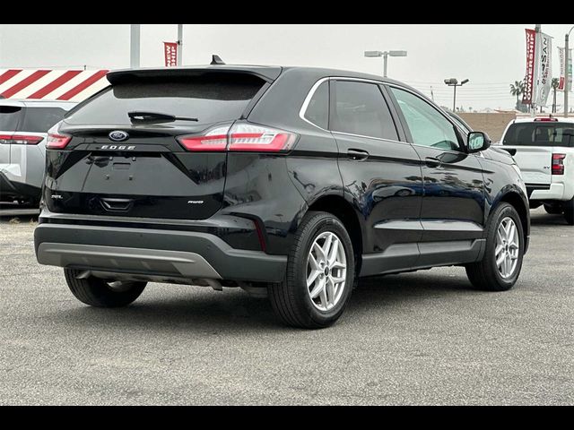 2023 Ford Edge 