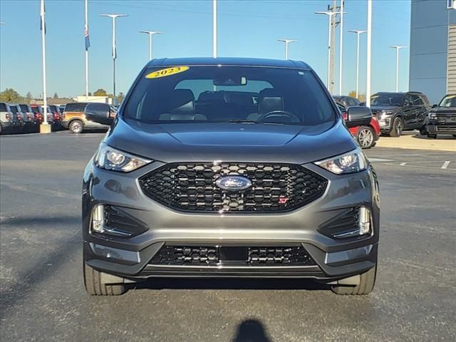 2023 Ford Edge ST