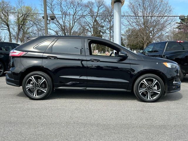 2023 Ford Edge ST