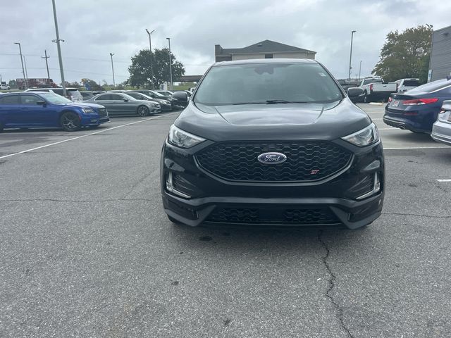 2023 Ford Edge ST