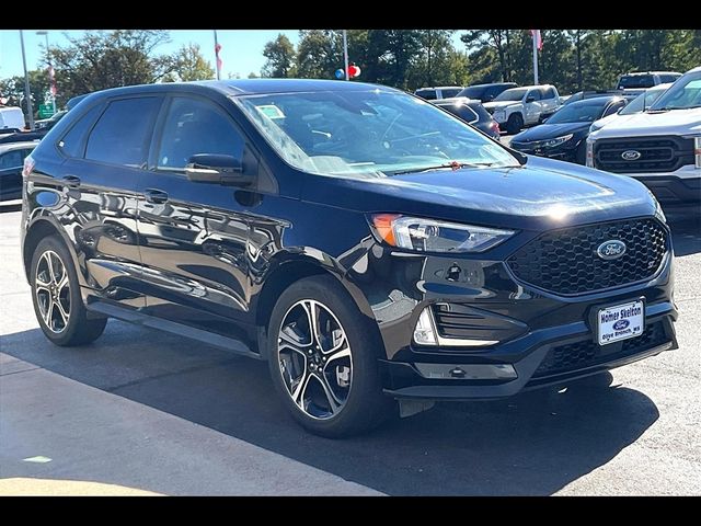 2023 Ford Edge ST