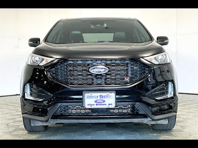 2023 Ford Edge ST