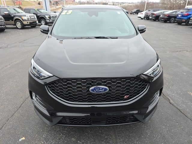 2023 Ford Edge ST