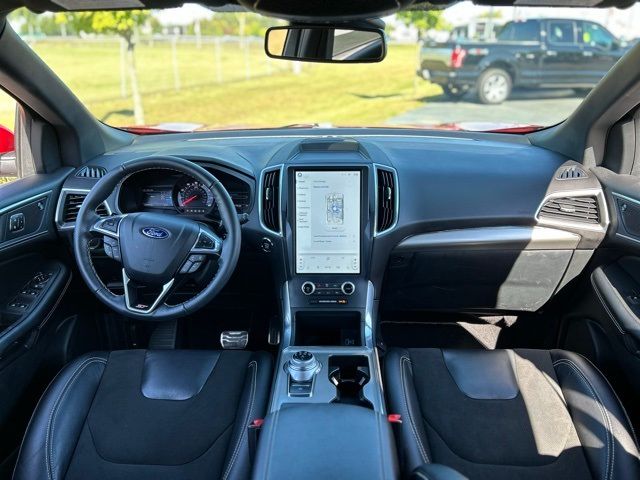 2023 Ford Edge ST