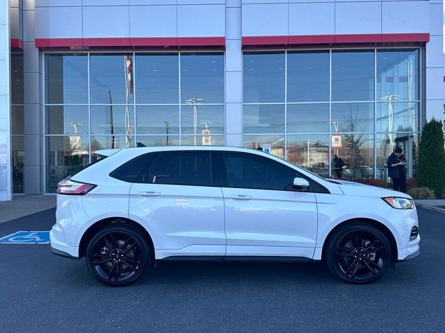 2023 Ford Edge ST