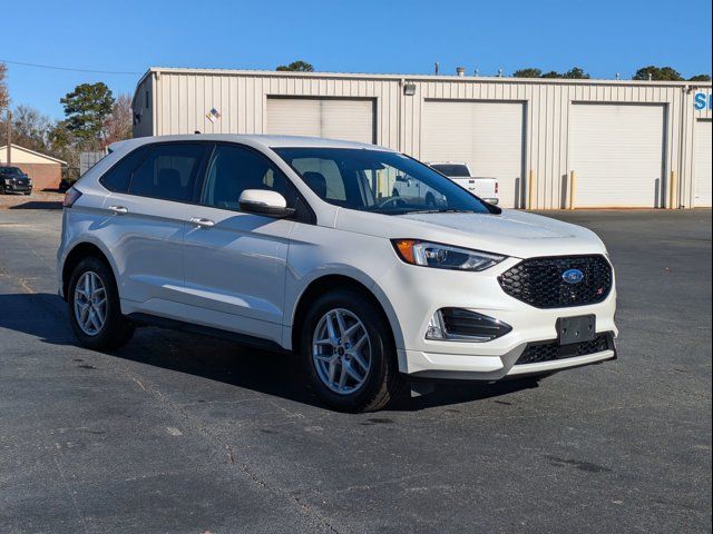 2023 Ford Edge ST