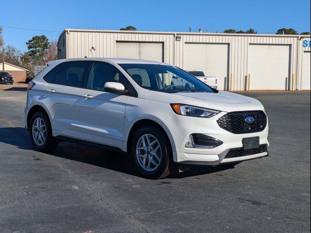 2023 Ford Edge ST