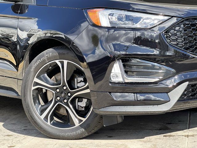 2023 Ford Edge ST