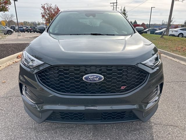 2023 Ford Edge ST