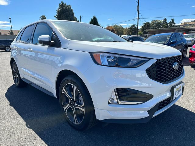 2023 Ford Edge ST