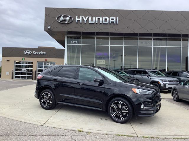 2023 Ford Edge ST