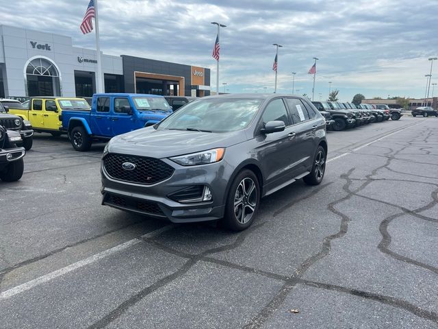 2023 Ford Edge ST