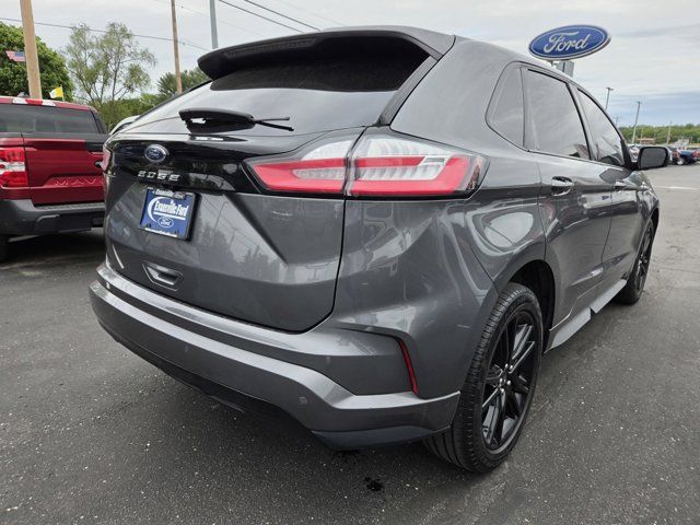 2023 Ford Edge 