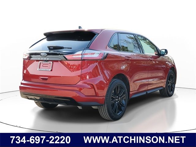 2023 Ford Edge 