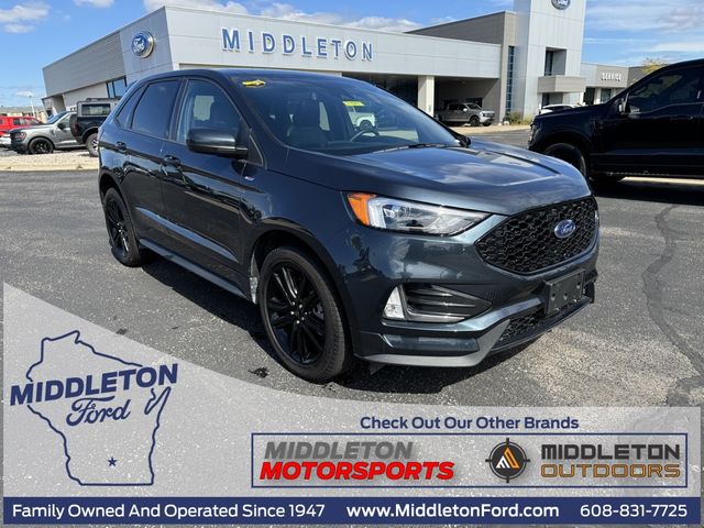 2023 Ford Edge 