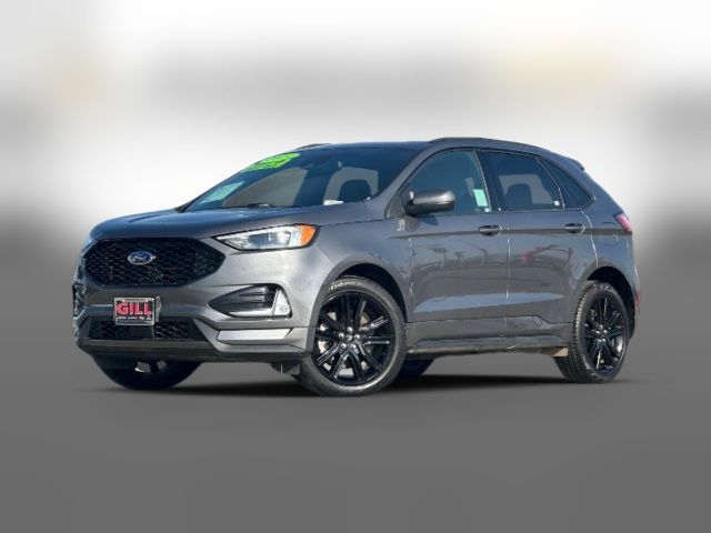 2023 Ford Edge 