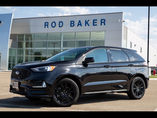 2023 Ford Edge 