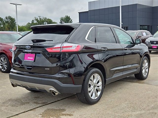 2023 Ford Edge Titanium