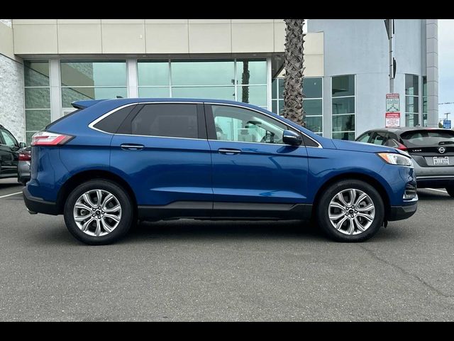 2023 Ford Edge Titanium