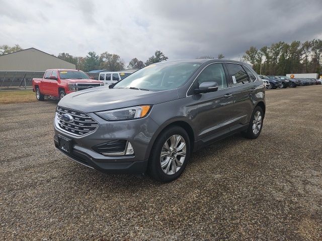 2023 Ford Edge Titanium