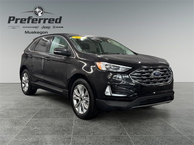 2023 Ford Edge Titanium