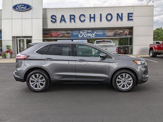 2023 Ford Edge Titanium