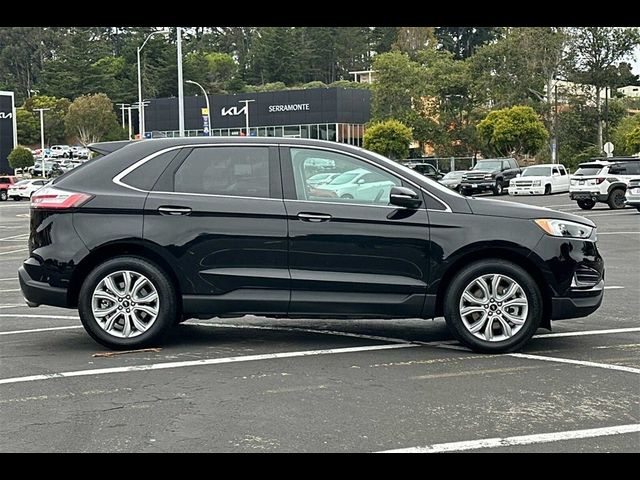 2023 Ford Edge Titanium