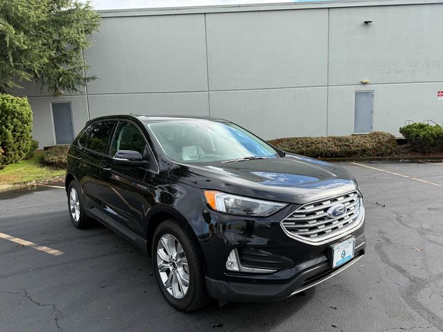 2023 Ford Edge Titanium