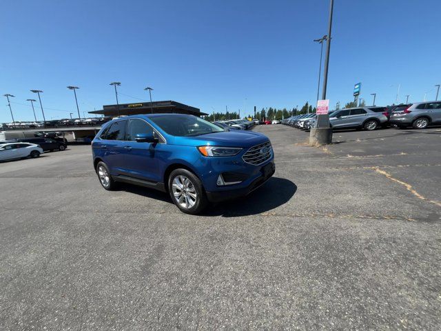 2023 Ford Edge Titanium