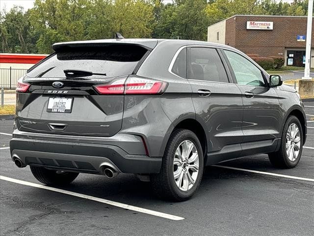 2023 Ford Edge Titanium