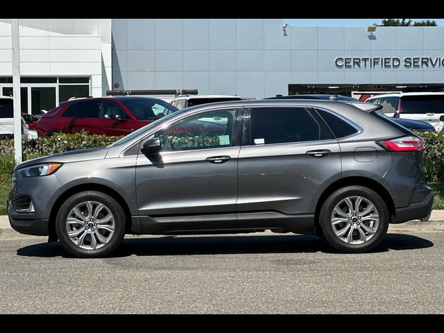 2023 Ford Edge Titanium